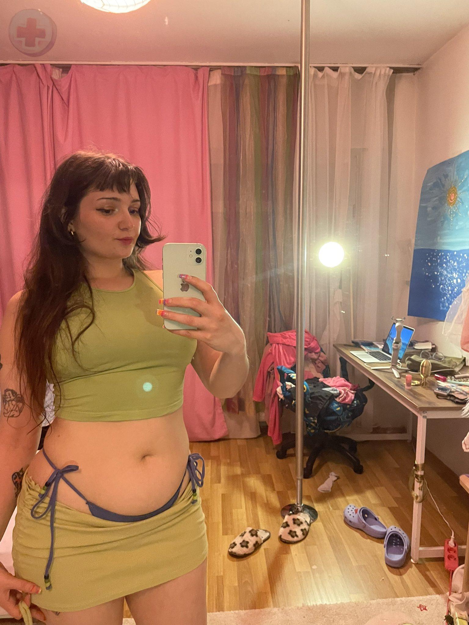 Coneyislandbaby33 OnlyFans ifşa çıplak foto 8