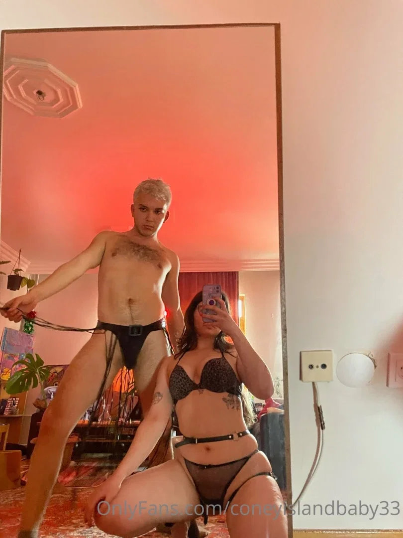 Coneyislandbaby33 OnlyFans ifşa çıplak foto 50