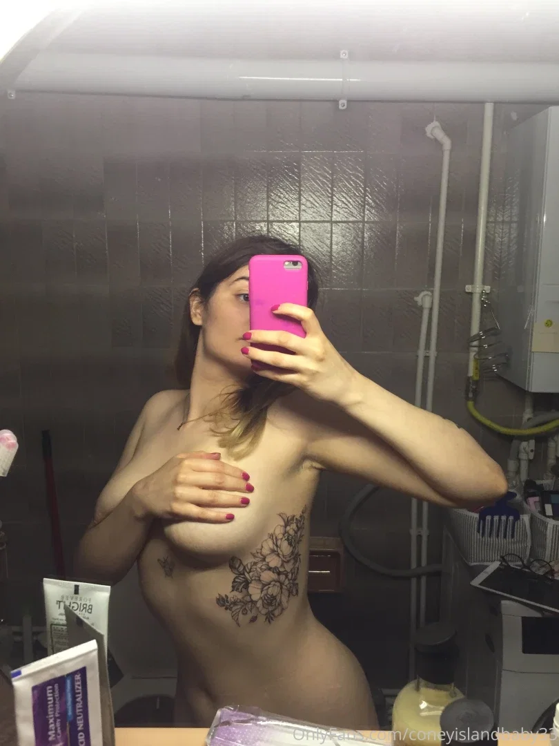 Coneyislandbaby33 OnlyFans ifşa çıplak foto 1026