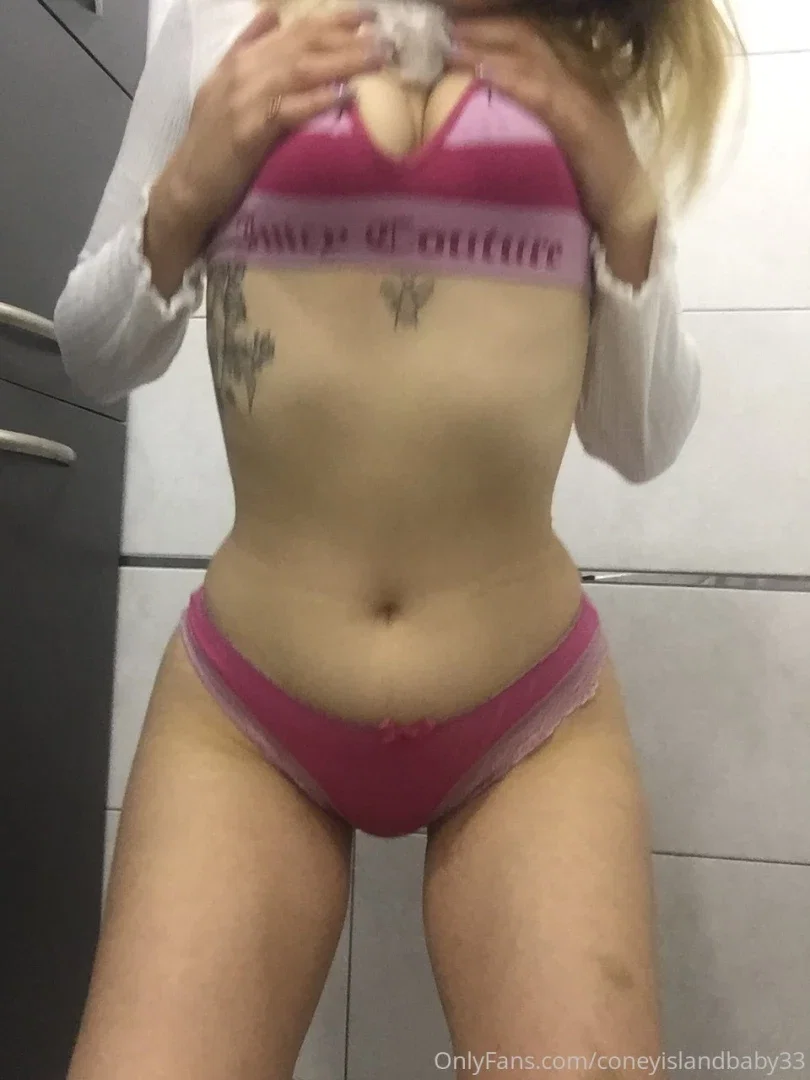 Coneyislandbaby33 OnlyFans ifşa çıplak foto 1117