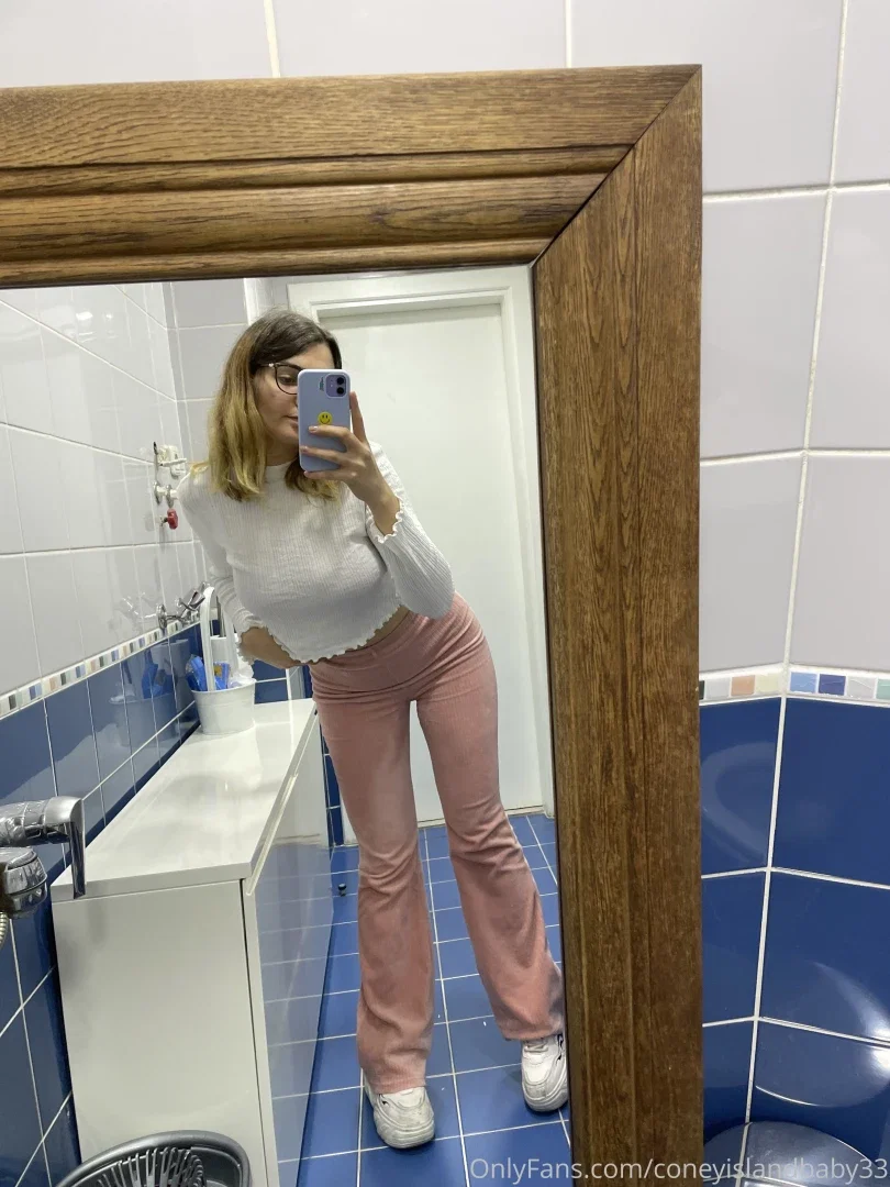 Coneyislandbaby33 OnlyFans ifşa çıplak foto 149