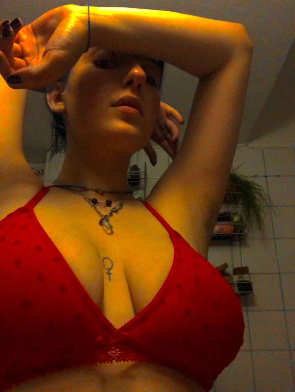 Beyza Durusu ifşa çıplak fotoğraf