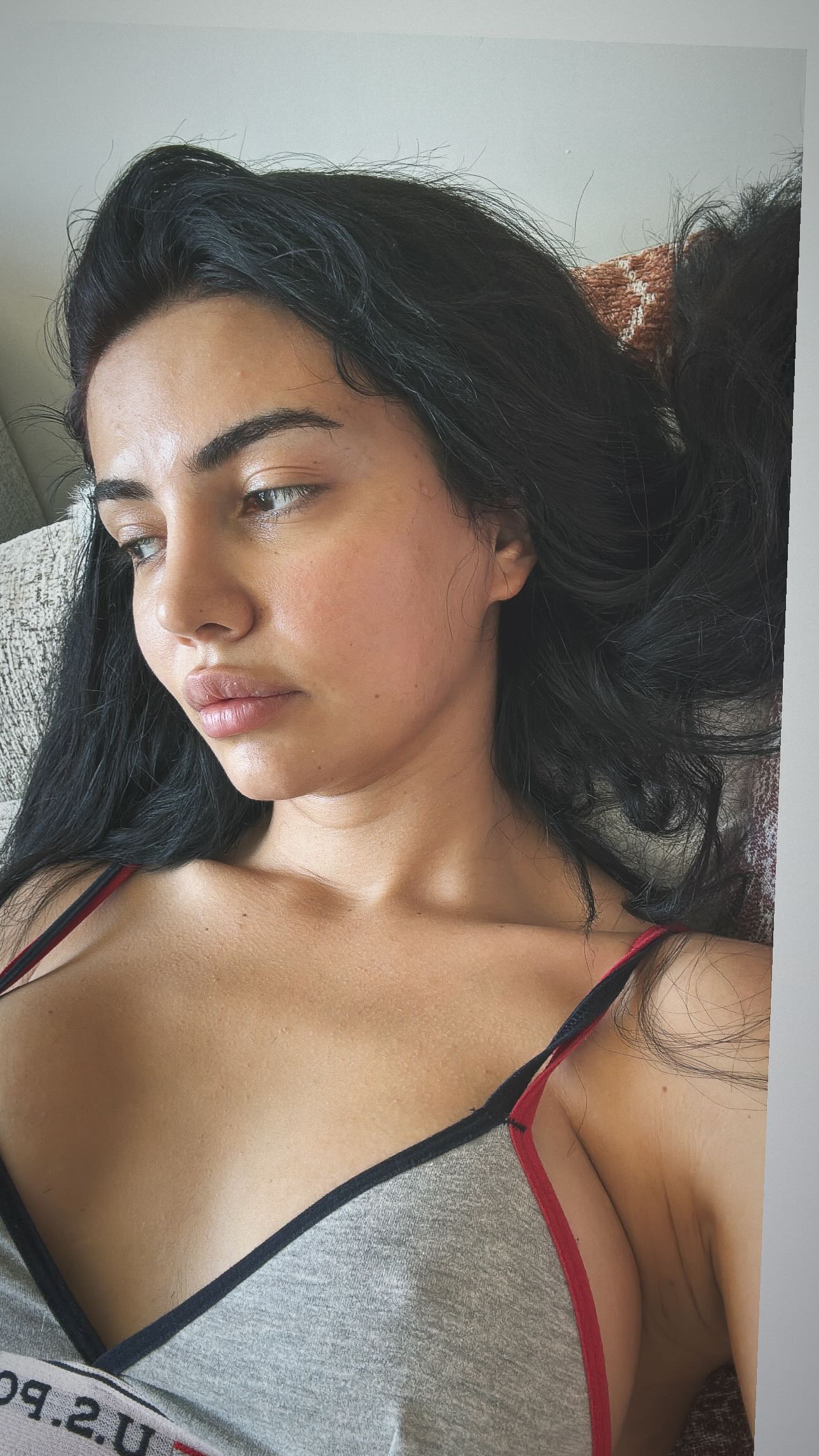 Eceronayofficial OnlyFans ifşa çıplak foto 3