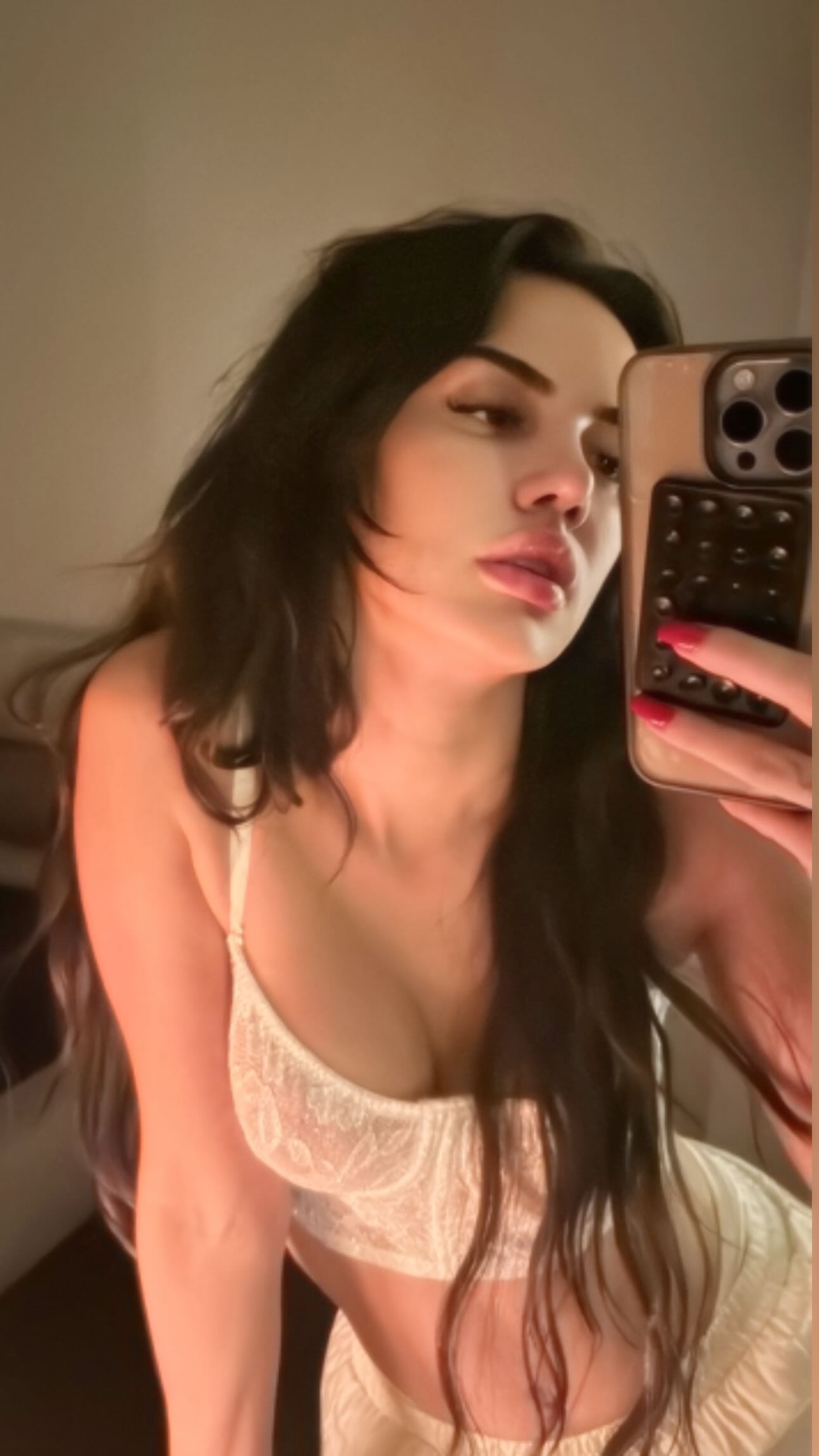 Eceronayofficial OnlyFans ifşa çıplak foto 54