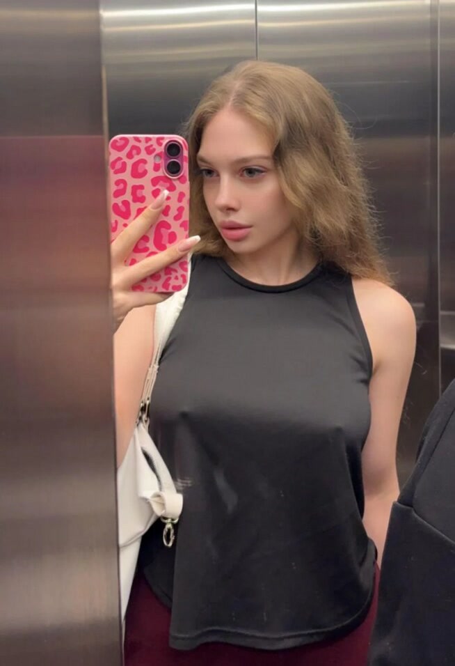 Esrarabiaun4L Instagram Abonelik ifşa çıplak foto 9