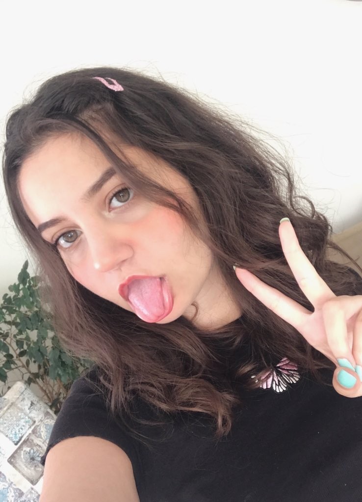 Kübra Erdem ifşa çıplak fotoğraf