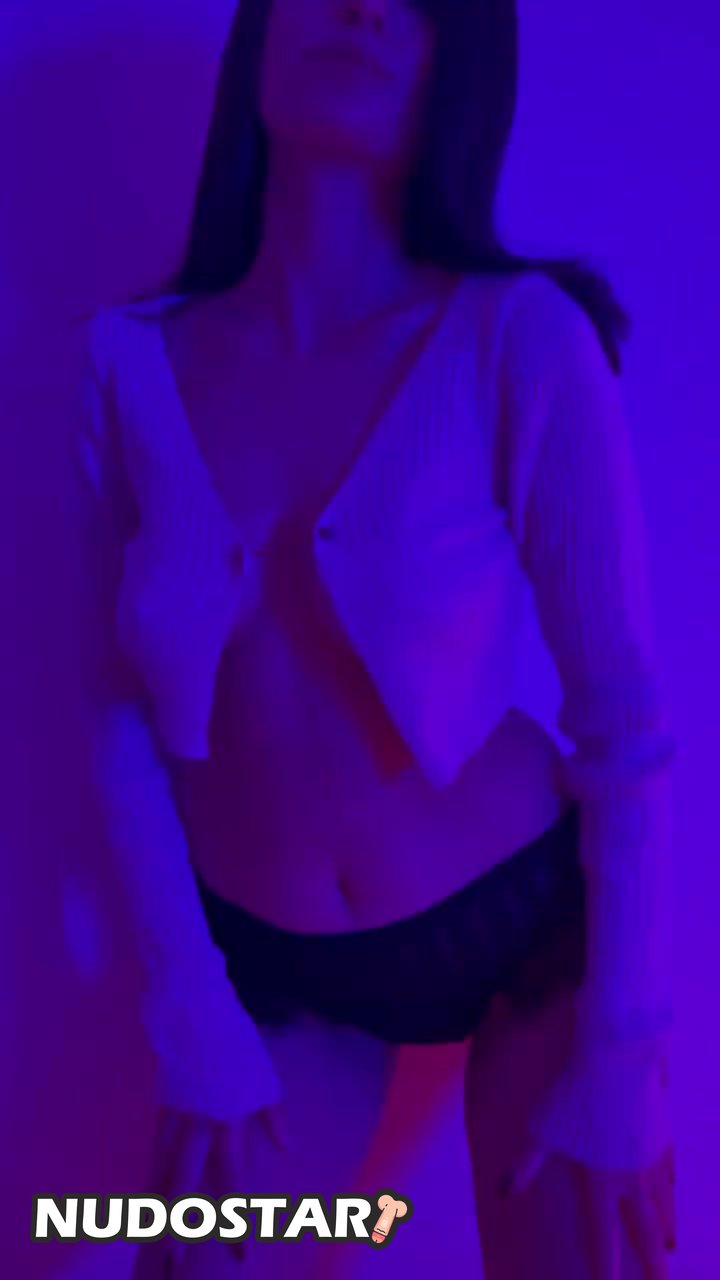 Kübra Yurdakul ifşa çıplak fotoğraf