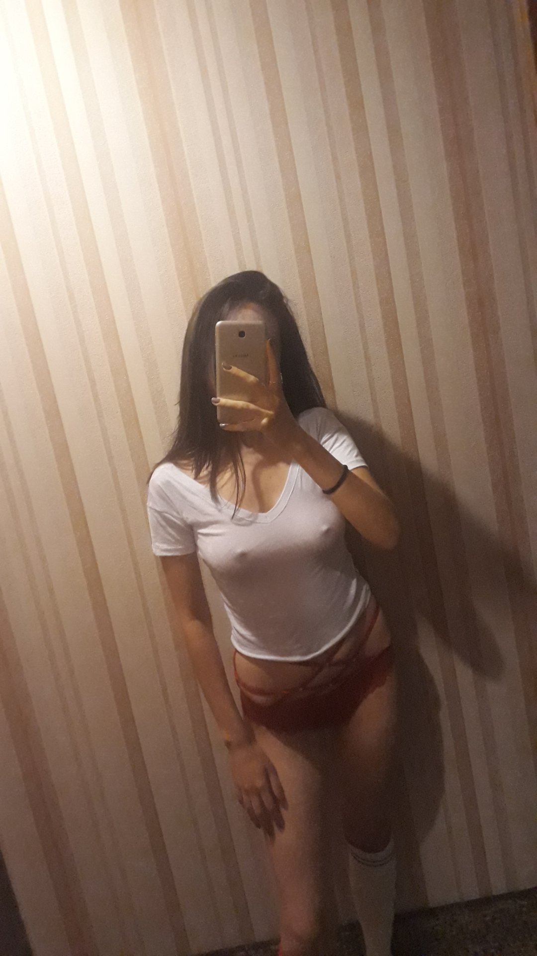 Kübra Yurdakul ifşa çıplak fotoğraf