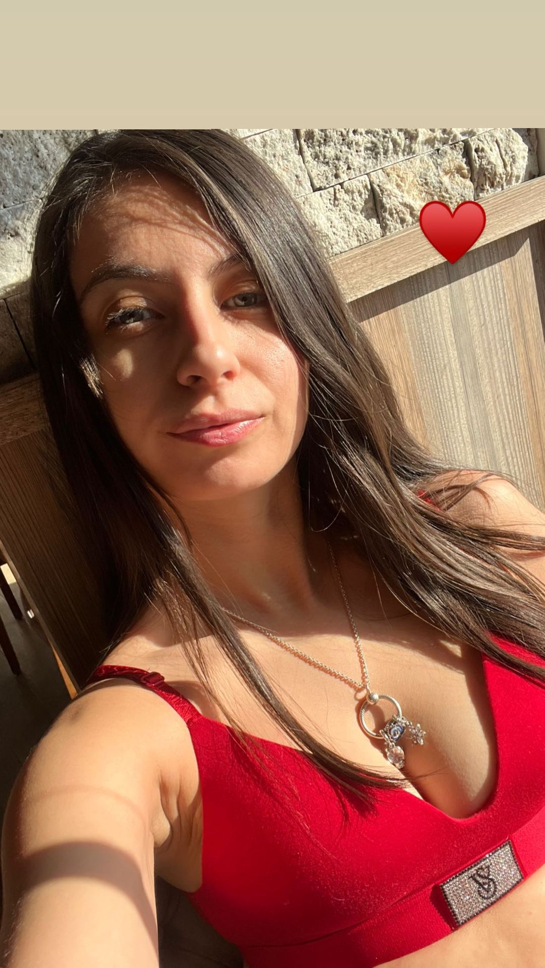 Kübra Yurdakul ifşa çıplak fotoğraf