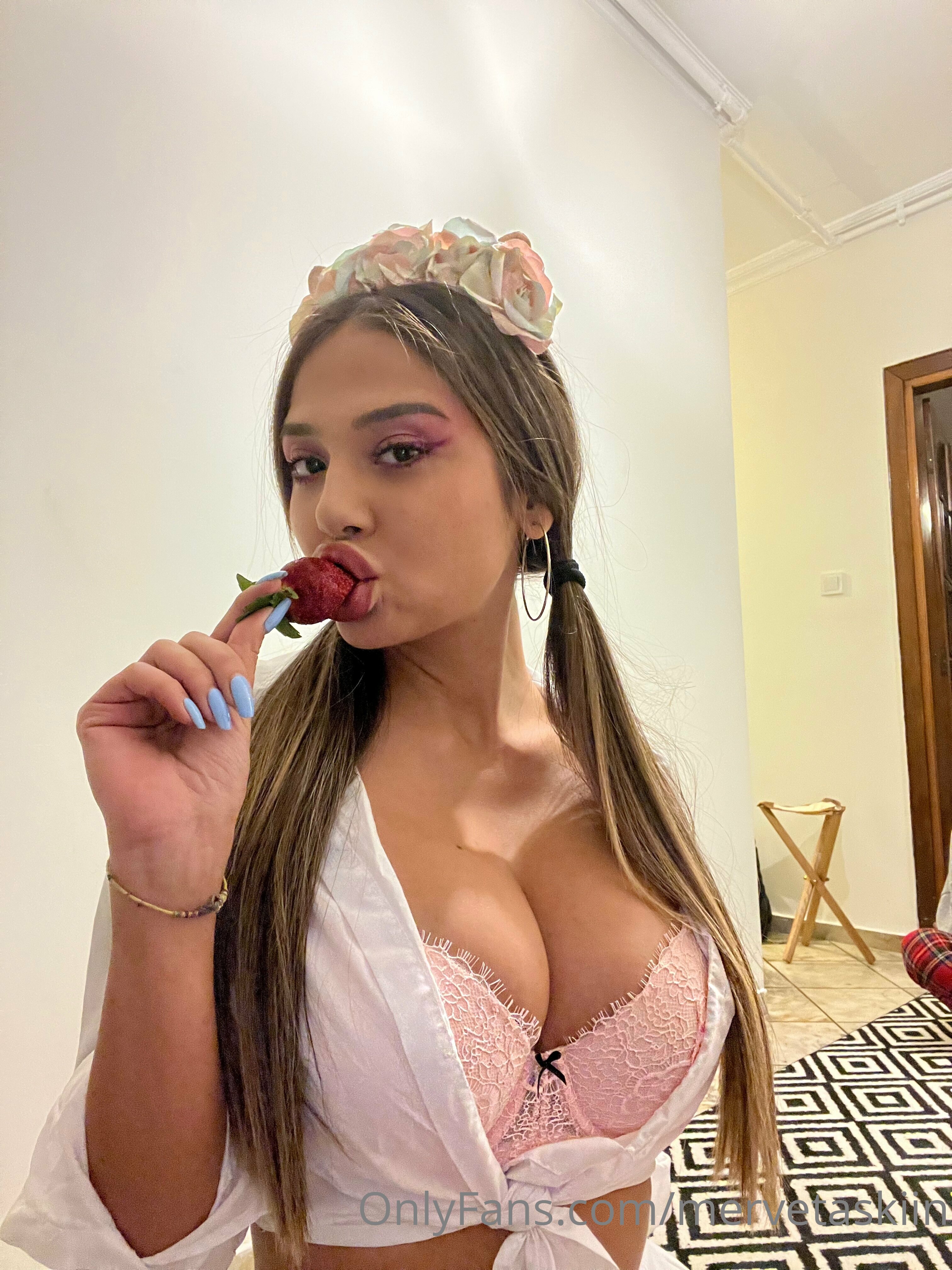 Mervetaskiin OnlyFans ifşa çıplak foto 60