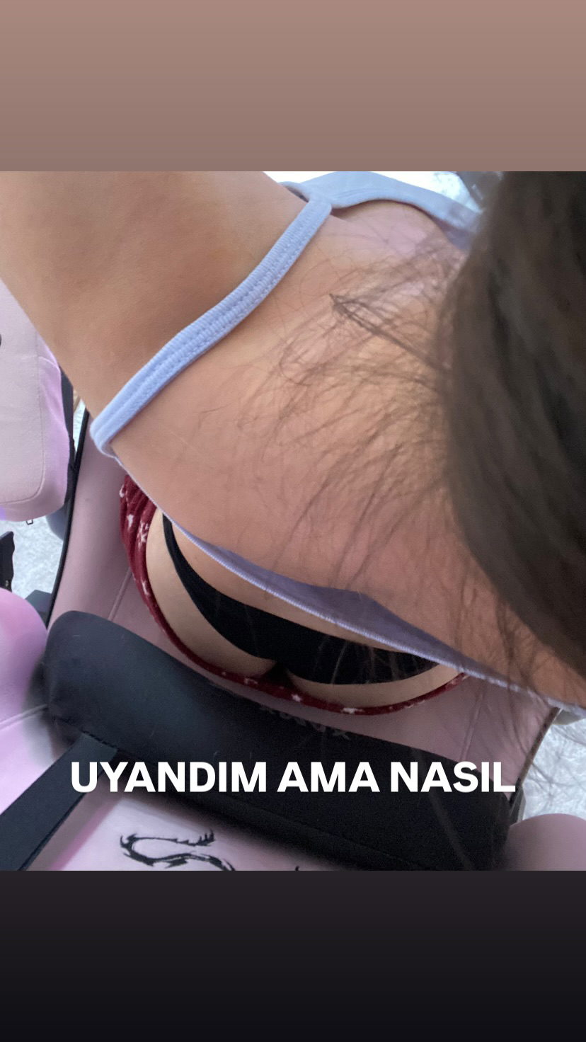 Zeynep ifşa çıplak fotoğraf