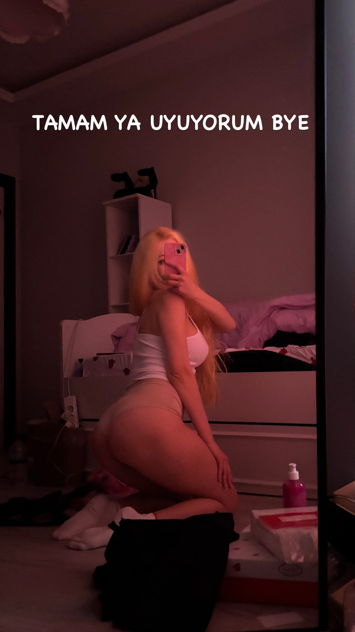 Zeynep ifşa çıplak fotoğraf